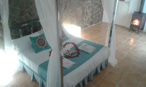Pension Isla - Couples Only - Image 3