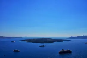 Santorini Royal Suites - Image 2