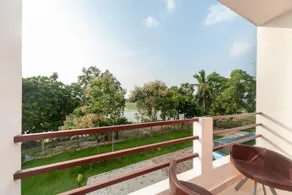 Purple Lake View by OYO Rooms - Image 4