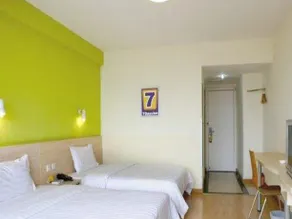 7 Days Inn Henshui An Ping Center Branch - Image 4