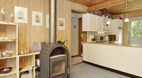 Holiday home with terrace - Image 5