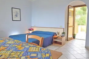 RTA Mini Hotel - Image 4