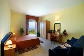 Capo Sant' Irene Sun Club's Hotel - Image 3