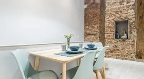 La Latina Sol Elegant Apartment - Image 5
