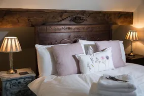 The Snug Priston - Image 5