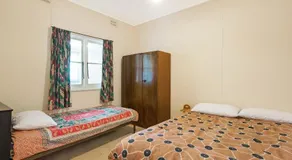 Pet Friendly Beach Cottage @ Ballingalla - Image 5