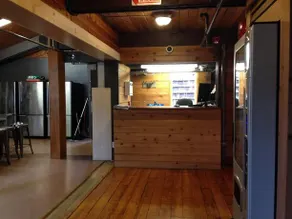 Whistler Lodge Hostel - Image 3