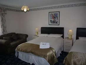 The Corner Guest House - Image 3