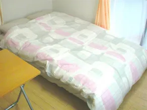 Gojyo Ivy studio apartment semi-double bed 01 - Image 2