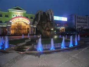 Tianhaoyuan Country Club - Image 2