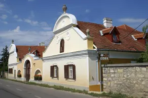 Gombas Kuria Mansion Boutique B&B - Image 4