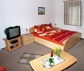 Doppelzimmer mit Gemeinschaftsbad - Image 2