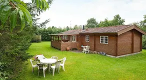 6 person holiday home in Fårvang - Image 2