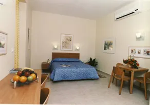 Alon Hotel - Image 3