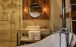 Grand Budapest Premium Apartments - Image 5