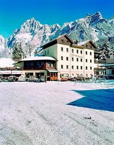 Albergo Antelao - Image 3