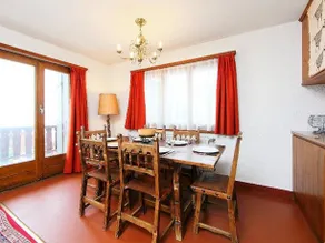 Les Roxes 5 - Three Bedroom - Image 5
