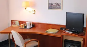 Luga - Image 4
