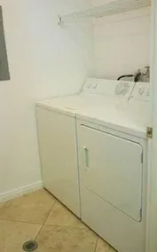 River Oaks Suites & Apartments - Image 3