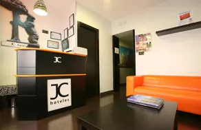 JC Rooms Puerta del Sol - Image 2