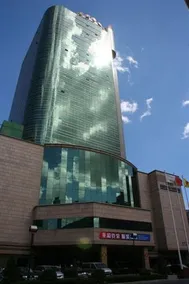 Dalian Harbour View Hotel - Image 3