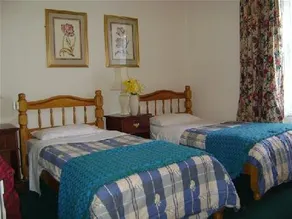 Manor House Hotel - Image 2