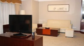 Financial Hotel - Image 4