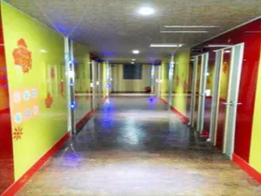 Wow Hotel - Image 2
