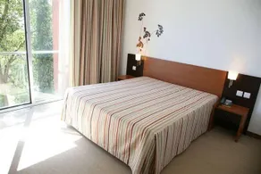 HOTEL FLORA - MONTE REAL - Image 4