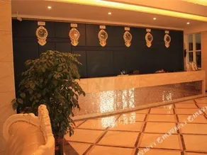 Lisun City Boutique Inn - Image 4