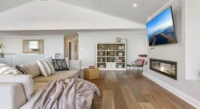 Dayz Dreamin - pool, gas fireplace and beachfront - Image 5