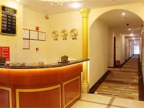 The Arch Hotel - Image 2