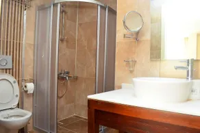 Sunbird Hotel - Image 2