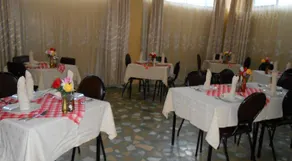 Yonas Hotel - Image 4