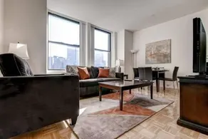 Global Luxury Suites at 15 Park Row - Image 3