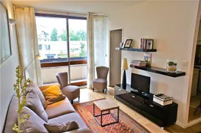 Modern 2 bedroom -Eiffel Tower - Image 3
