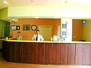 Home Inn Baoshan Wusong - Image 5