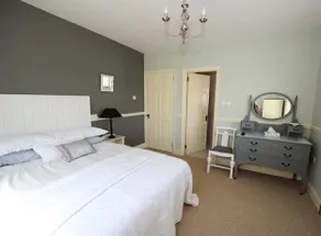 Kingfisher Lodge - Image 3