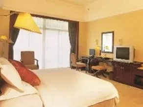 Phoenix Hotel Wuyi - Image 4