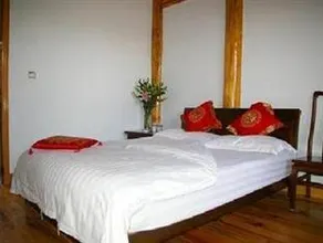 Lijiang Shuanglongju Inn - Image 1