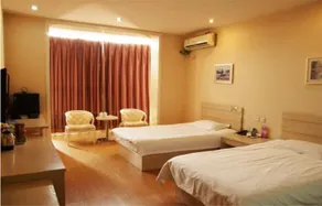 Daily Holiday Business Inn - Image 4
