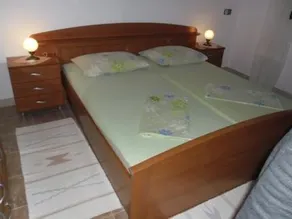 Apartments and Rooms Villa Mir - Image 3