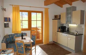 Apart Röck - Image 3