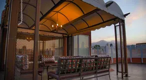 Hotel RENACIMIENTO - Image 2