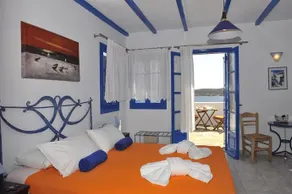 Studios Antiparos Beach - Image 3