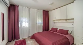 Stay In Split - Image 2