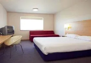 Travelodge Margate Westwood Hotel - Image 3