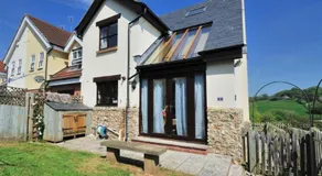 1 Barnes Meadow - Image 3