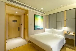 Plaza Hotel Suzhou - Image 5