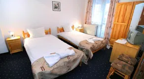 Family Hotel Izvora - Image 5